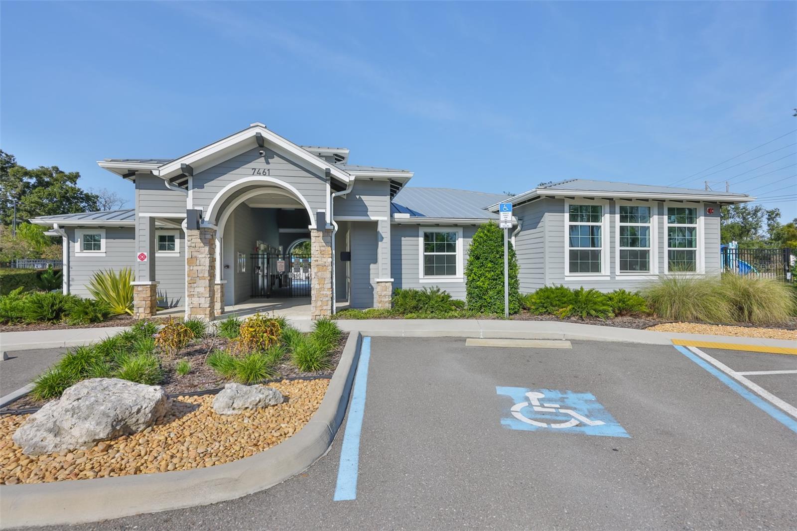 Image 31 of 40 For 9062 Pinebreeze Drive