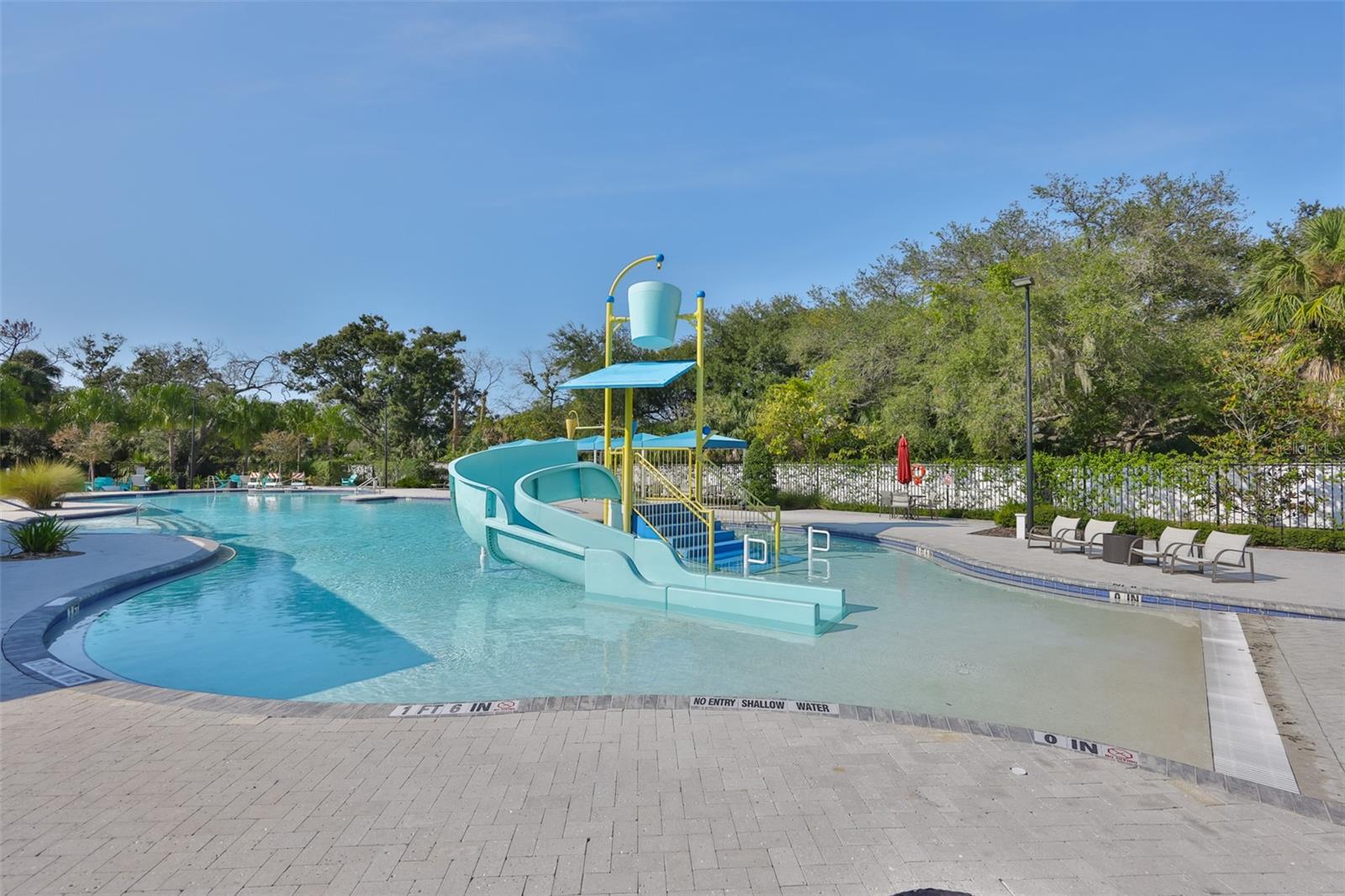 Image 33 of 40 For 9062 Pinebreeze Drive