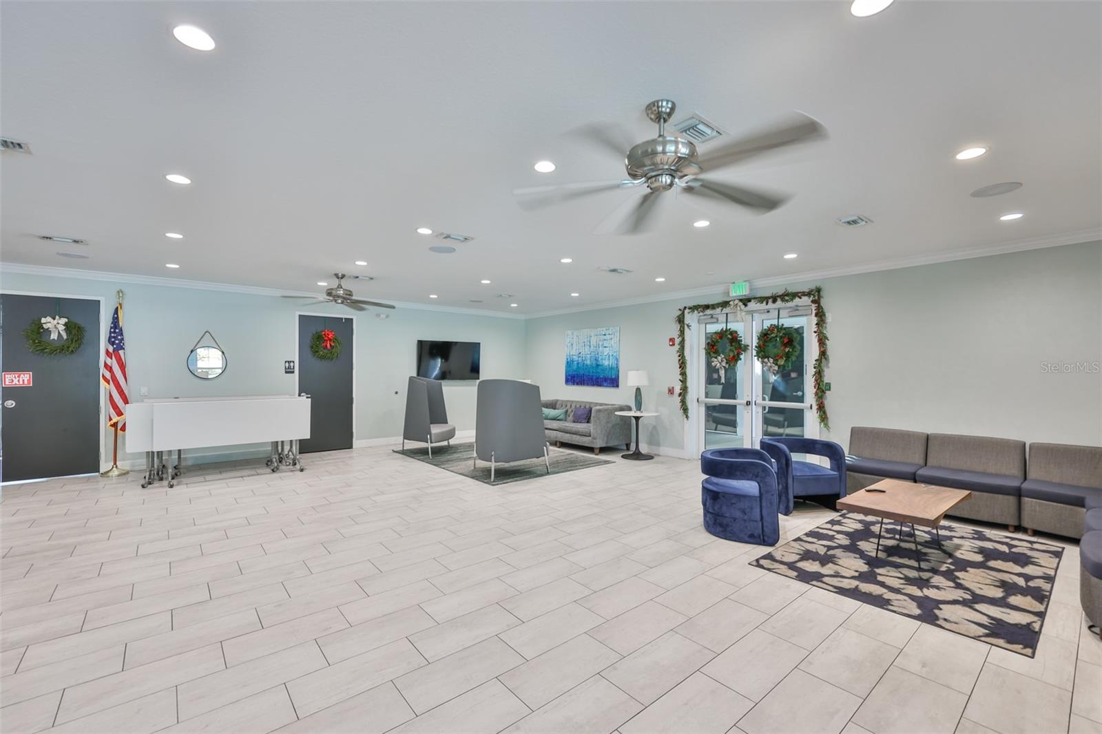 Image 38 of 40 For 9062 Pinebreeze Drive