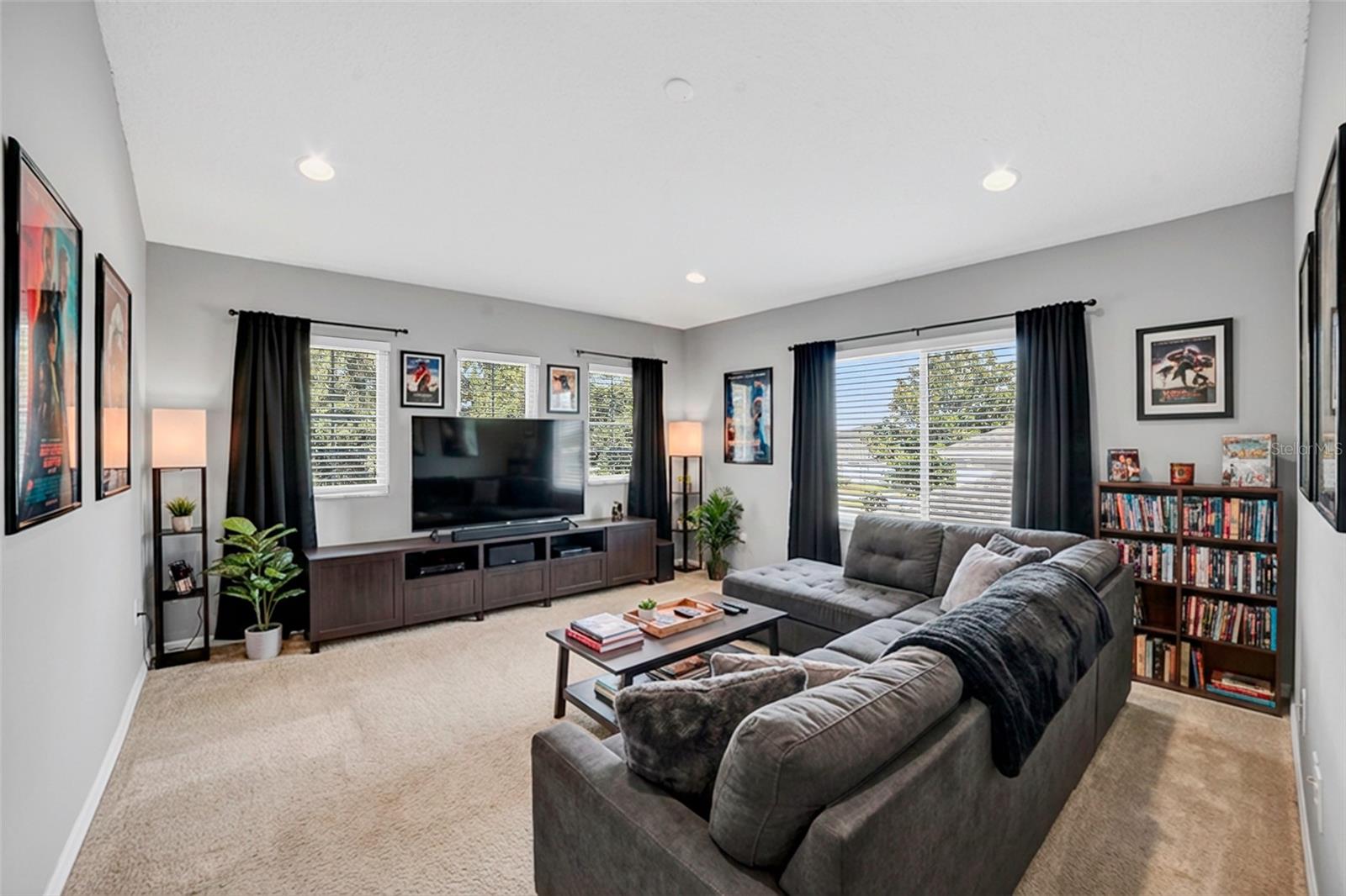 Image 21 of 31 For 11411 Flora Springs Drive