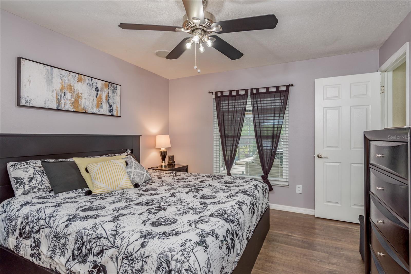 Image 19 of 55 For 12406 Forest Lane Drive