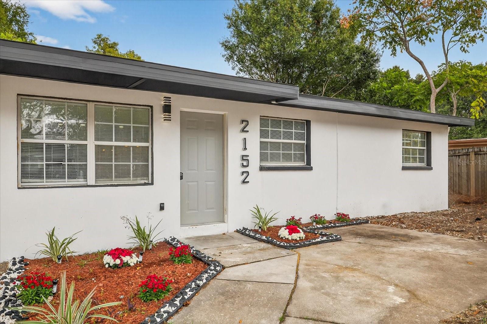 Image 2 of 33 For 2152 Barcelona Drive