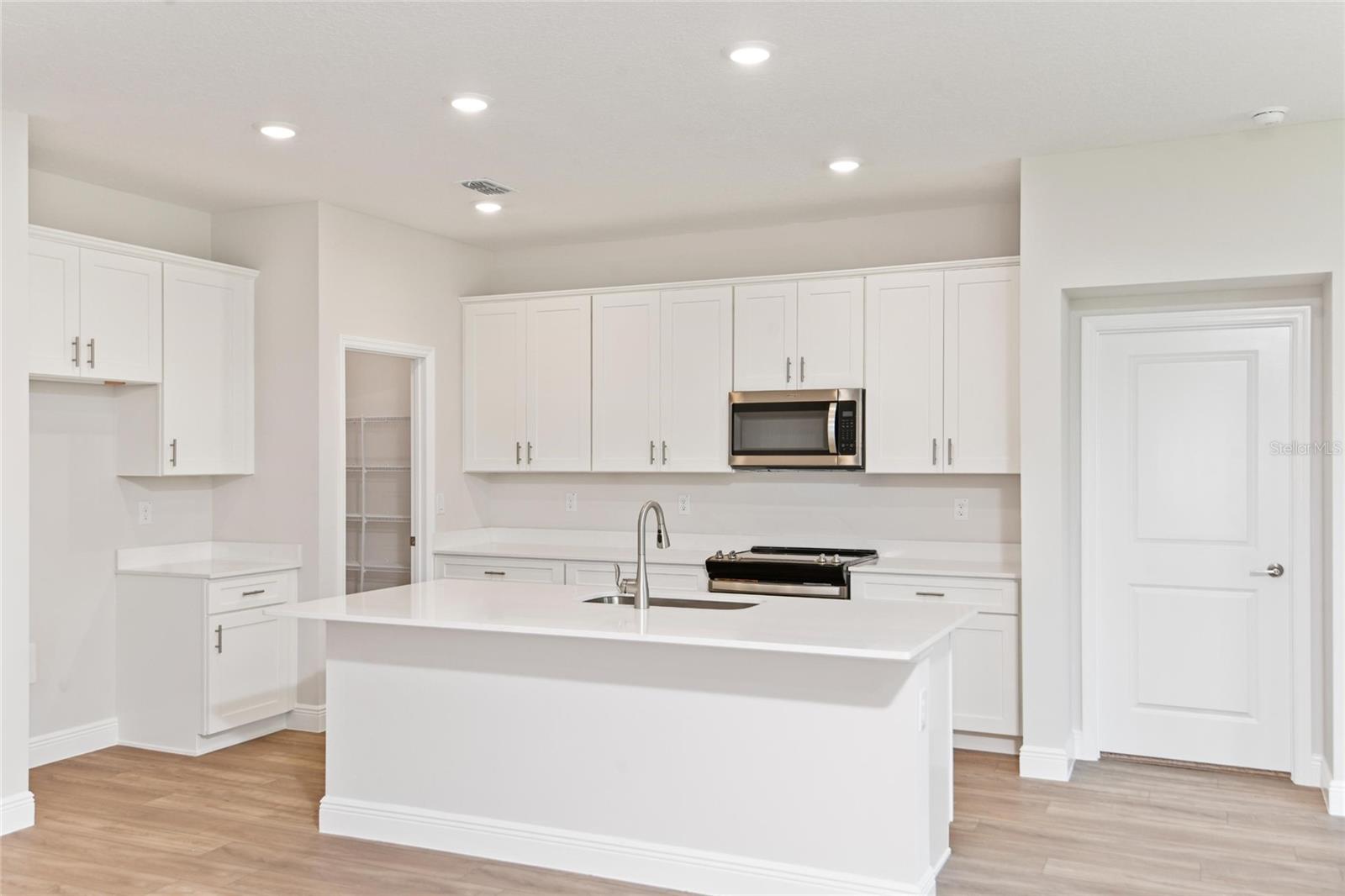 Image 4 of 31 For 6236 Sw 97th Street