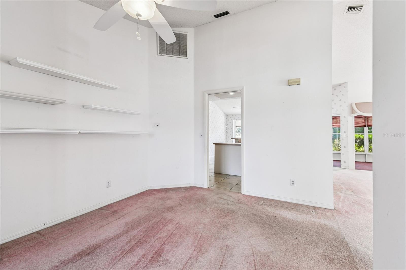 Image 11 of 39 For 2305 Del Webb Blvd