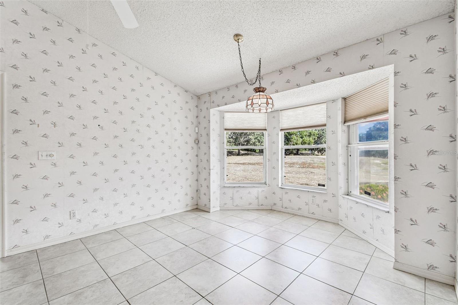 Image 14 of 39 For 2305 Del Webb Blvd