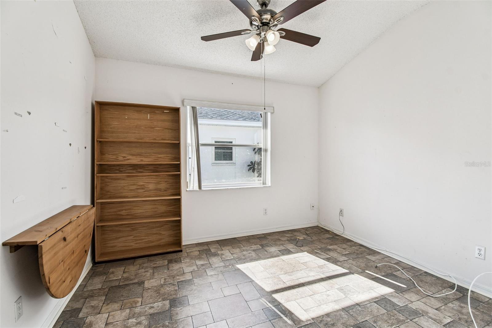 Image 19 of 39 For 2305 Del Webb Blvd