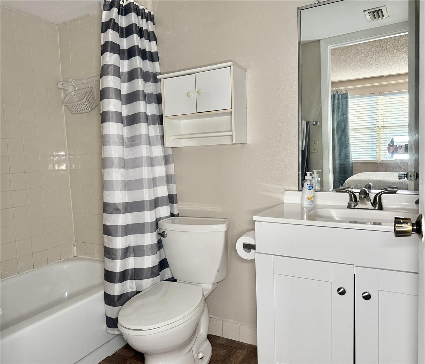 Image 12 of 26 For 5054 Terrace Club Lane  101