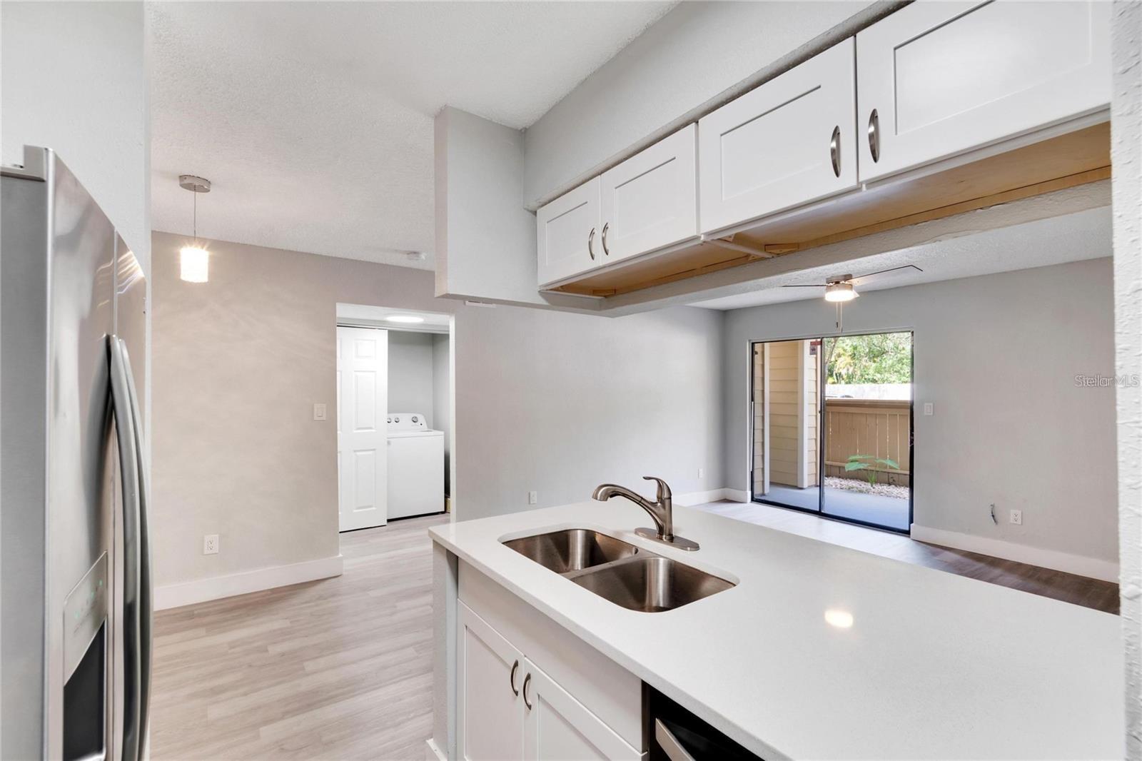 Image 12 of 25 For 8718 Mallard Reserve Drive 101