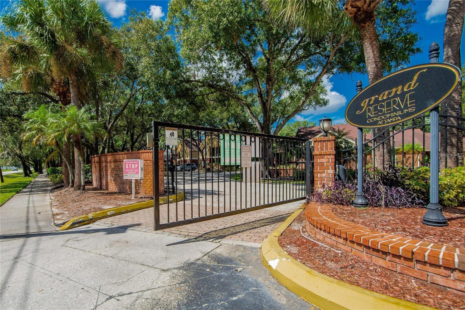 Image 22 of 25 For 8718 Mallard Reserve Drive 101