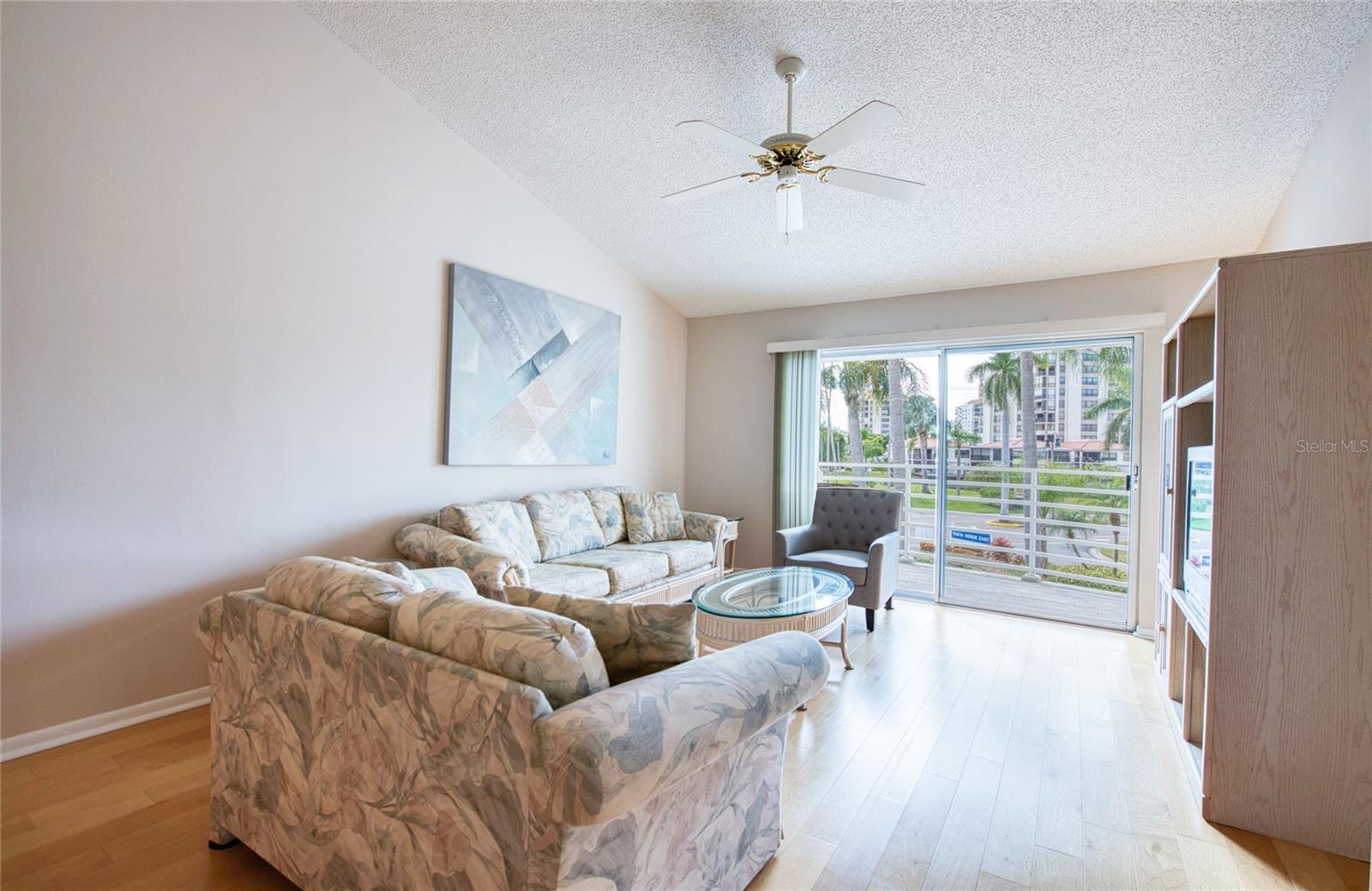 Image 11 of 23 For 6047 Bahia Del Mar Boulevard 262