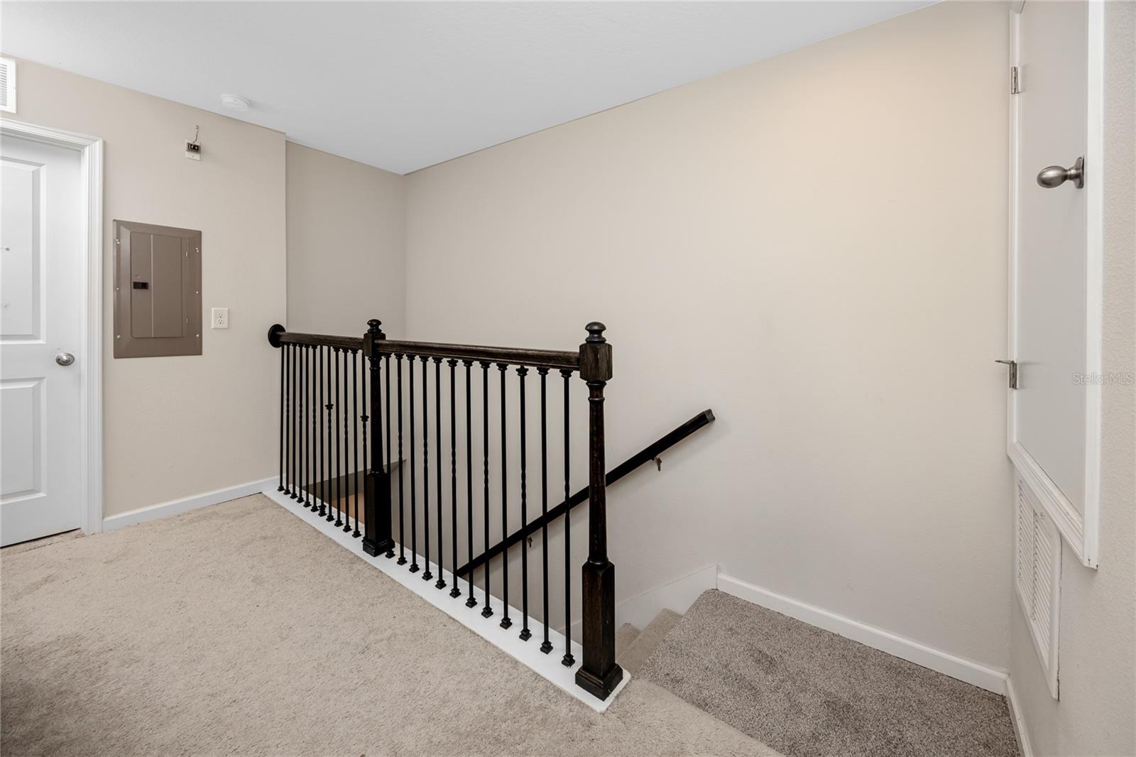 Image 14 of 40 For 14875 Promenade Parkway