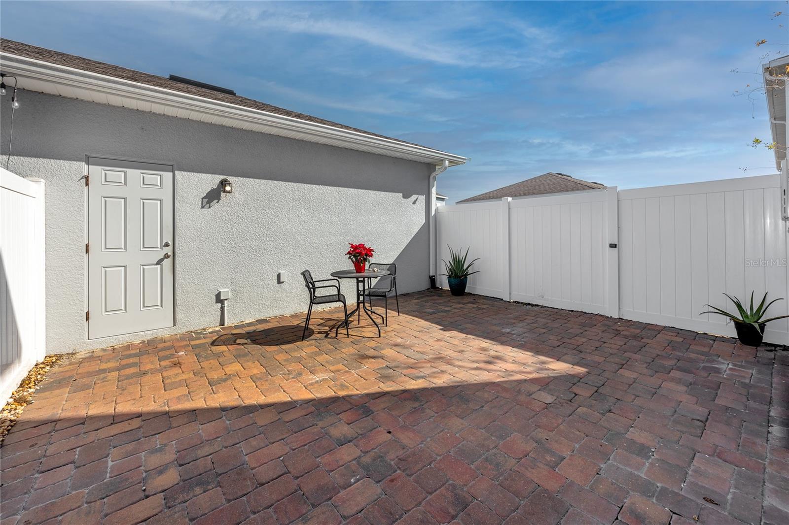 Image 26 of 40 For 14875 Promenade Parkway