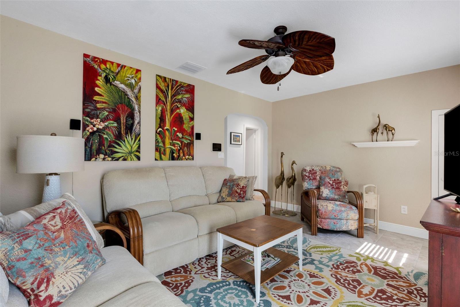 Image 14 of 58 For 2529 Sunset Drive