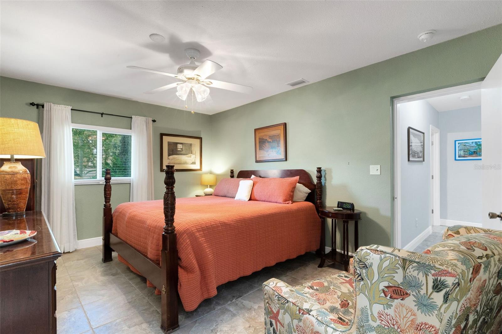 Image 25 of 58 For 2529 Sunset Drive