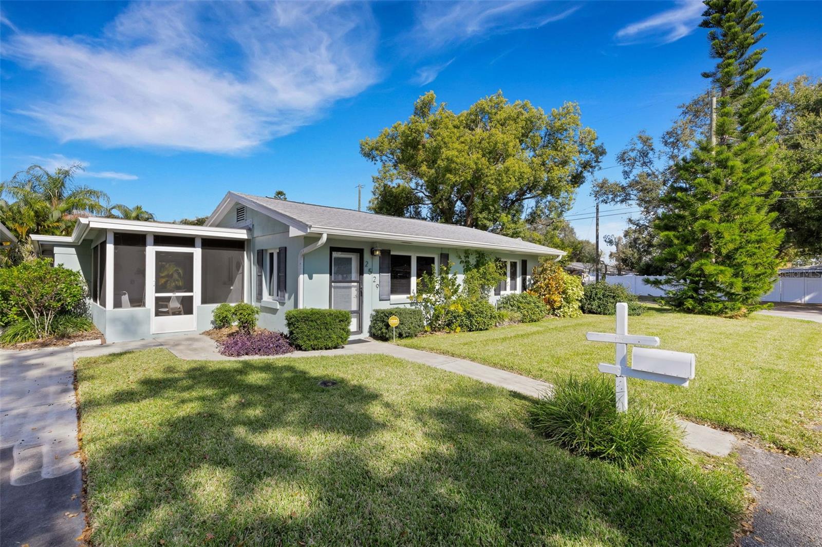 Image 47 of 58 For 2529 Sunset Drive