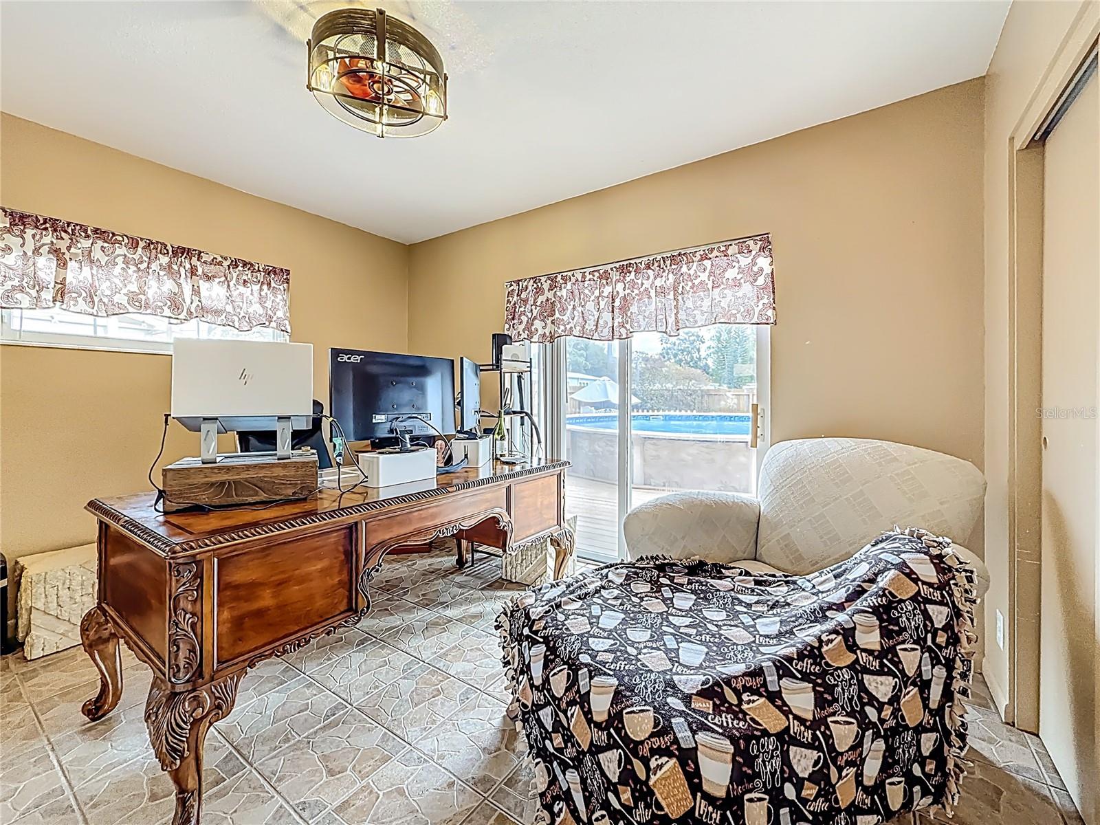 Image 15 of 64 For 14961 Newport Road