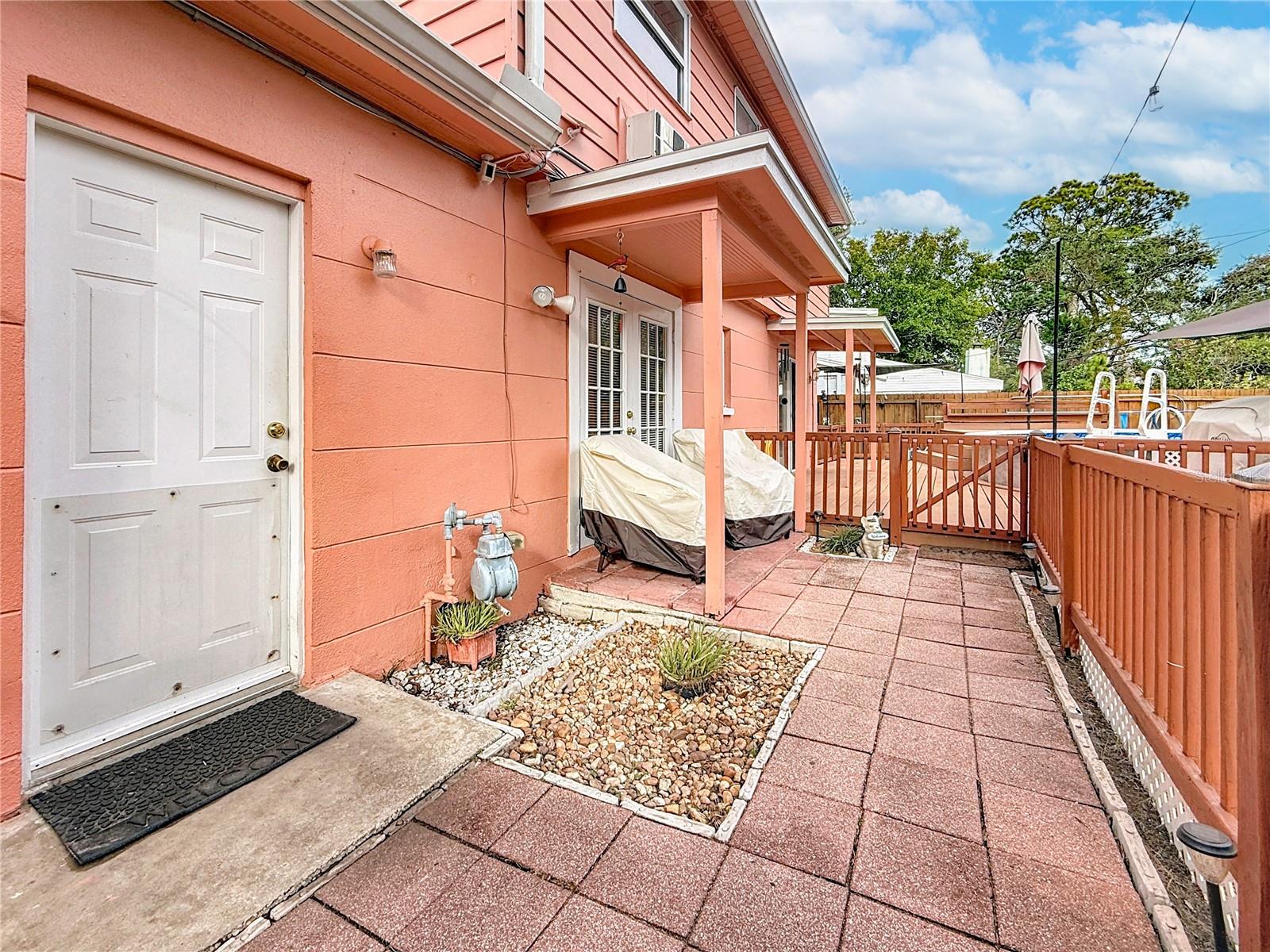 Image 46 of 64 For 14961 Newport Road