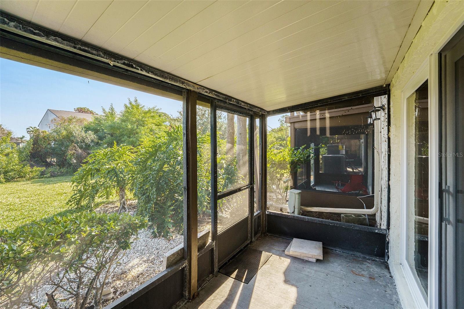 Image 26 of 35 For 11505 7th Way N 2303