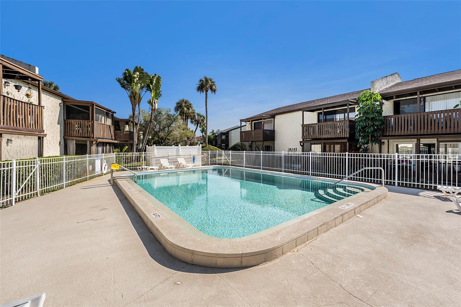 Image 33 of 35 For 11505 7th Way N 2303