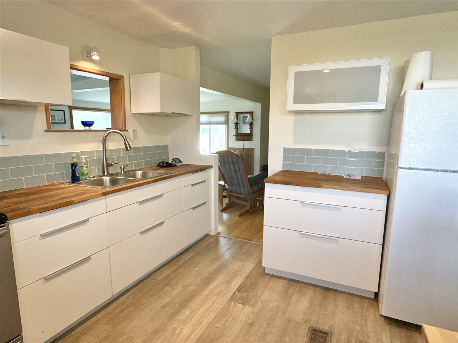 Image 18 of 31 For 340 Mount Oak Avenue Ne 754