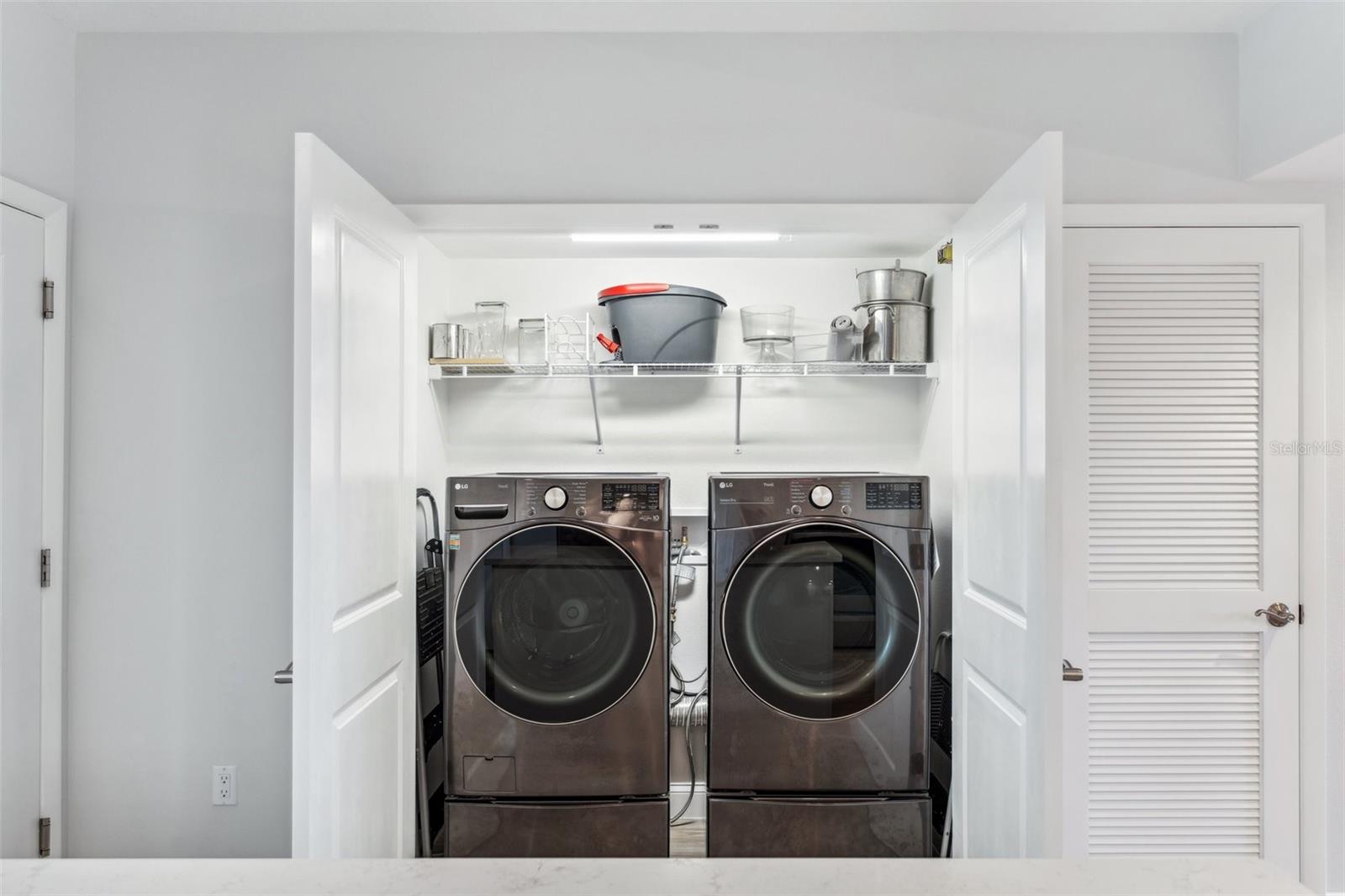 Image 16 of 47 For 960 Starkey Road 10304