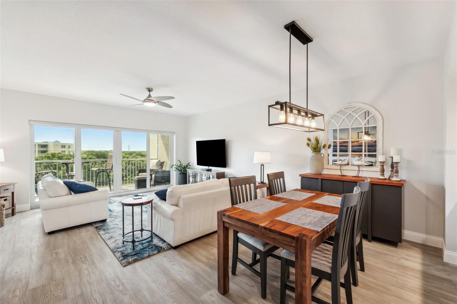 Image 17 of 47 For 960 Starkey Road 10304