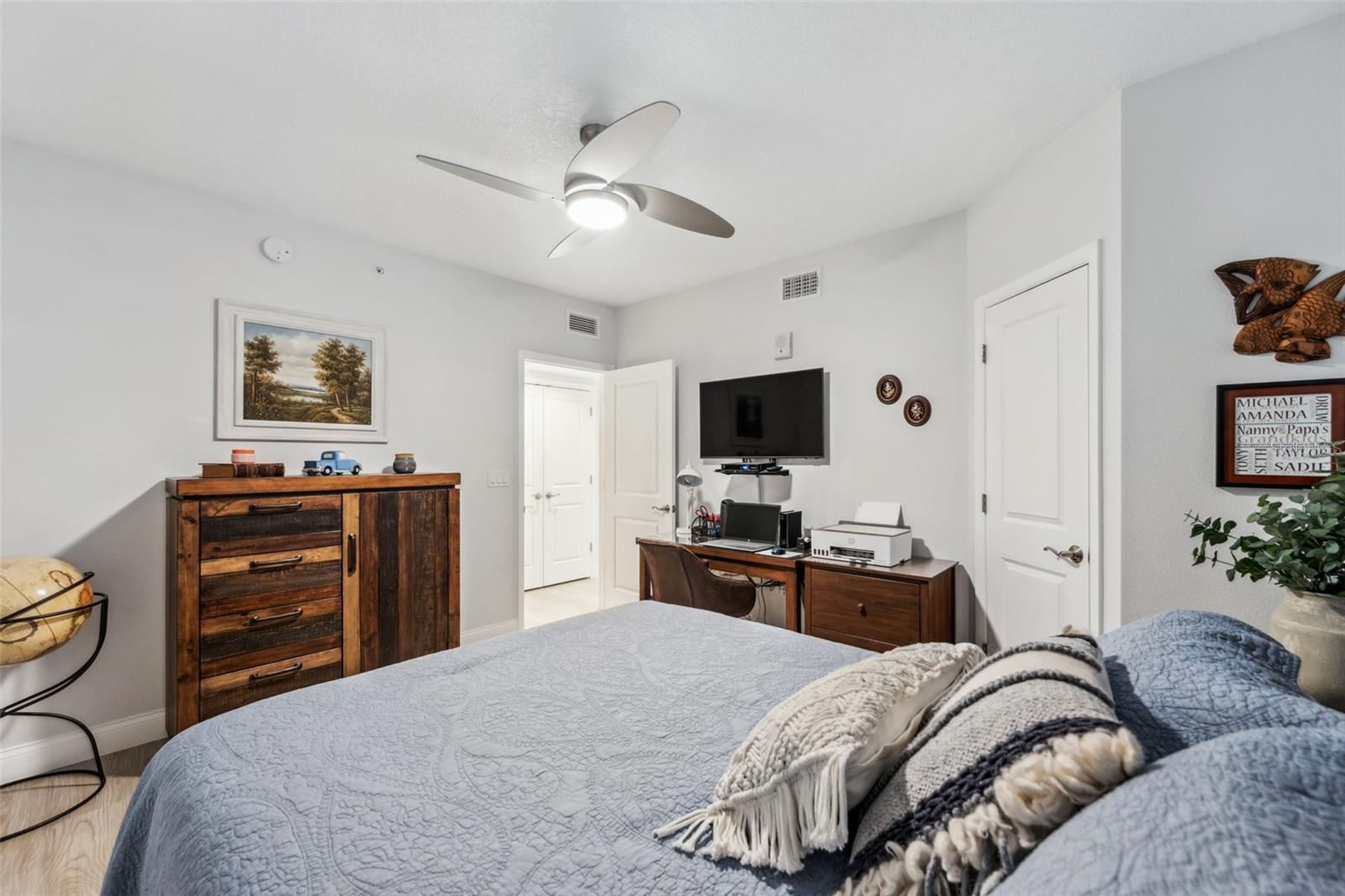 Image 37 of 47 For 960 Starkey Road 10304