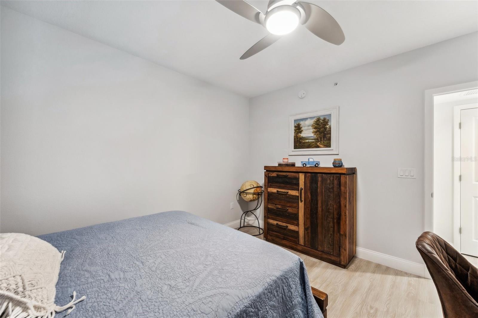 Image 38 of 47 For 960 Starkey Road 10304