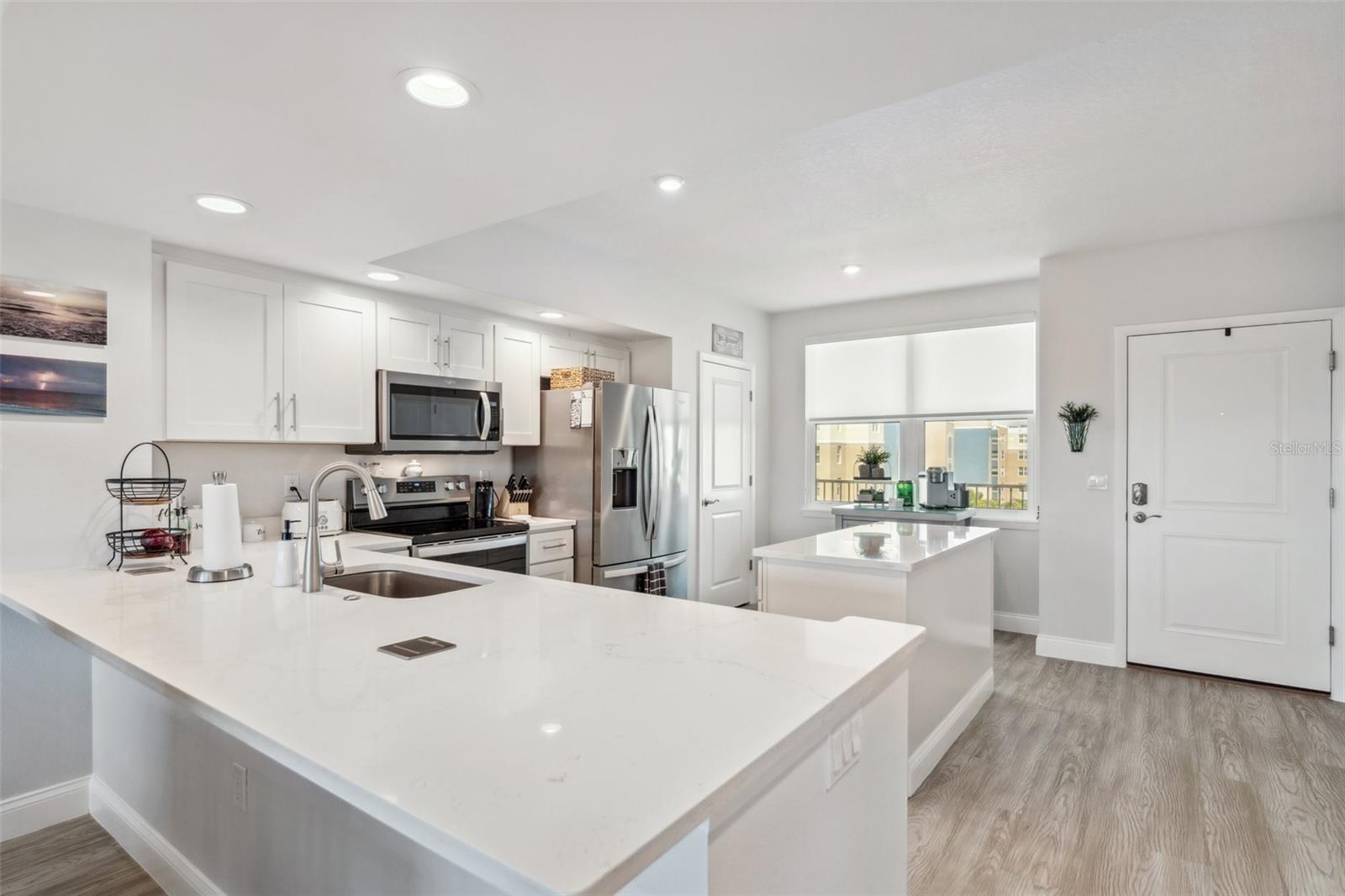 Image 7 of 47 For 960 Starkey Road 10304