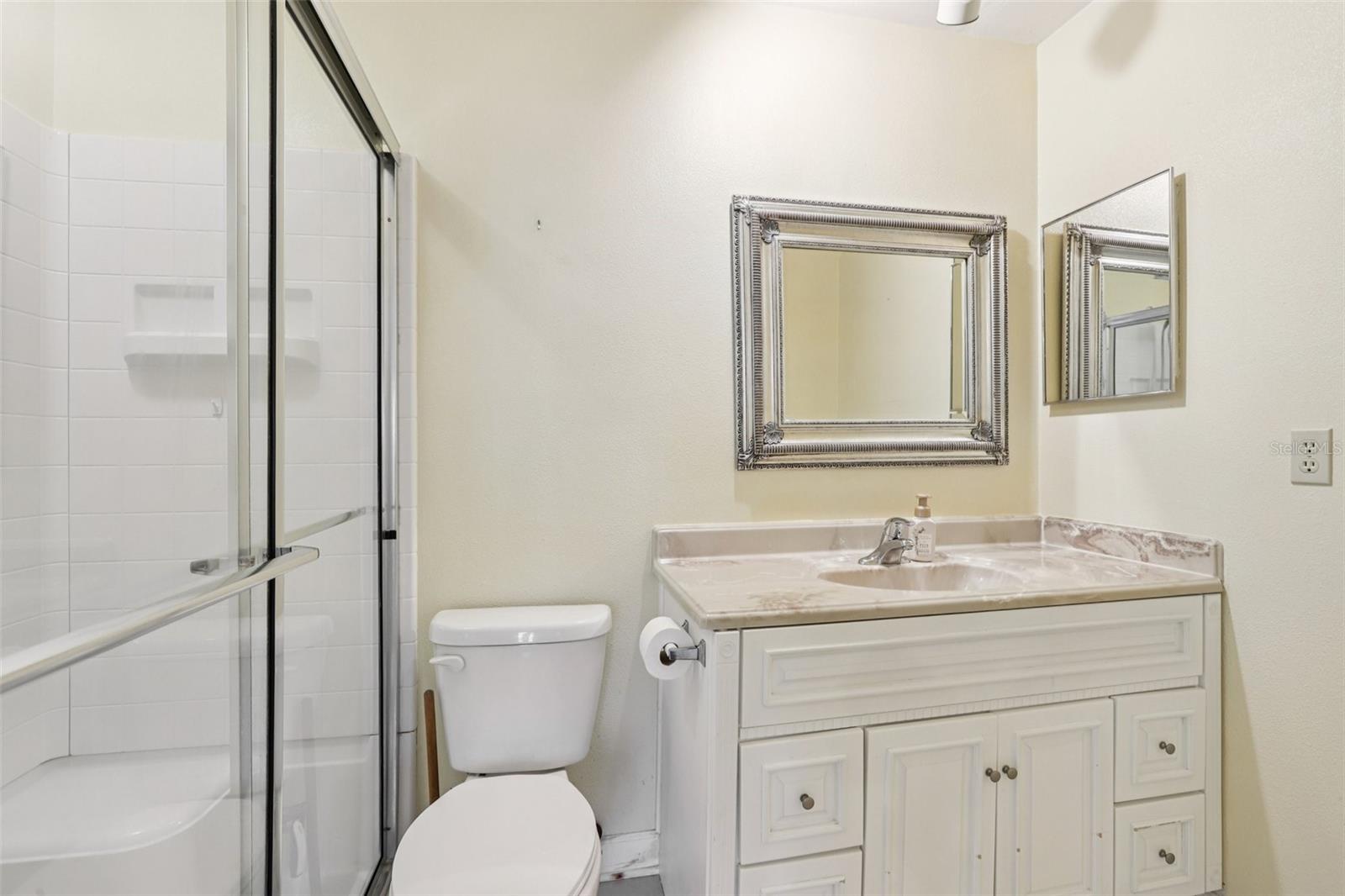 Image 24 of 34 For 6345 Bentbranch Court