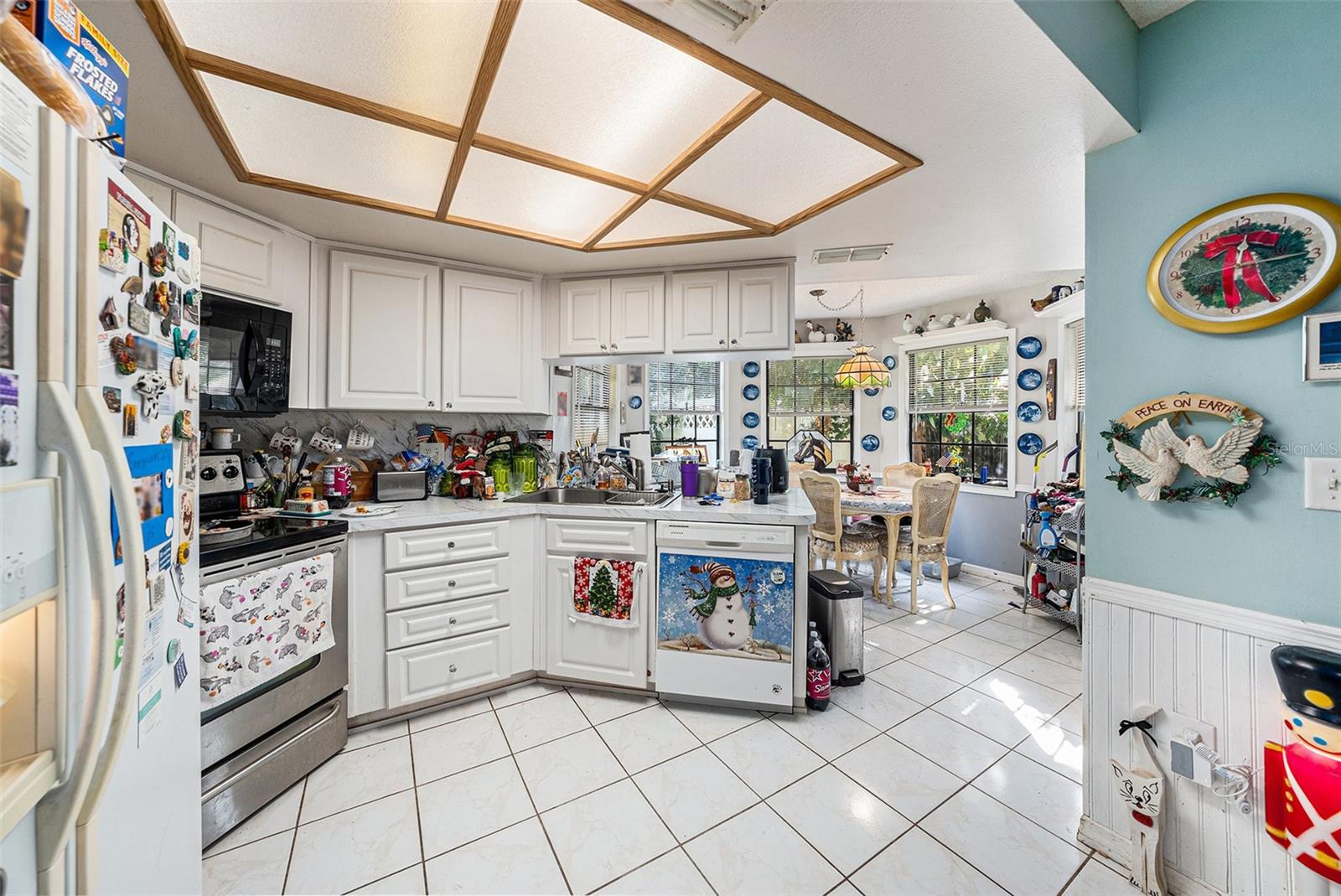 Image 10 of 24 For 7212 Otter Creek Drive