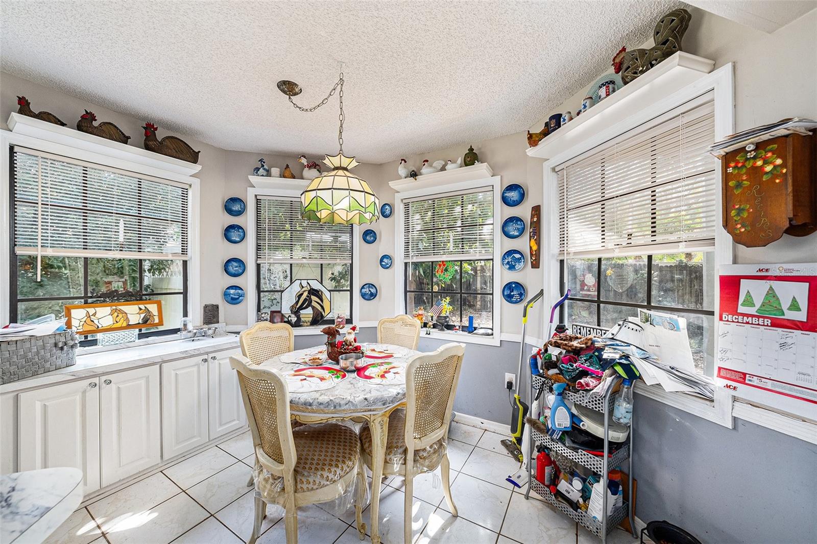 Image 12 of 24 For 7212 Otter Creek Drive