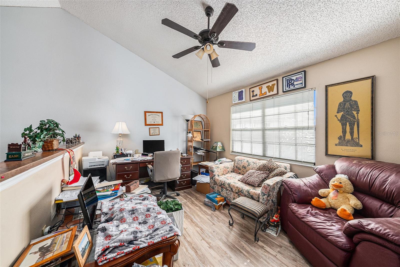 Image 13 of 24 For 7212 Otter Creek Drive