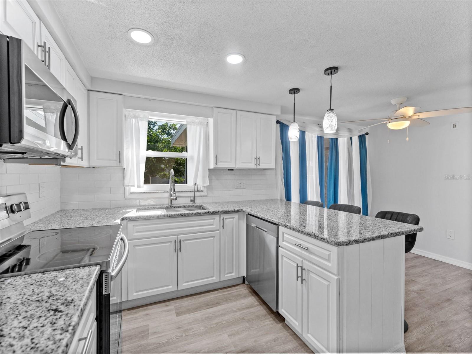 Image 14 of 32 For 4848 Picture Avenue