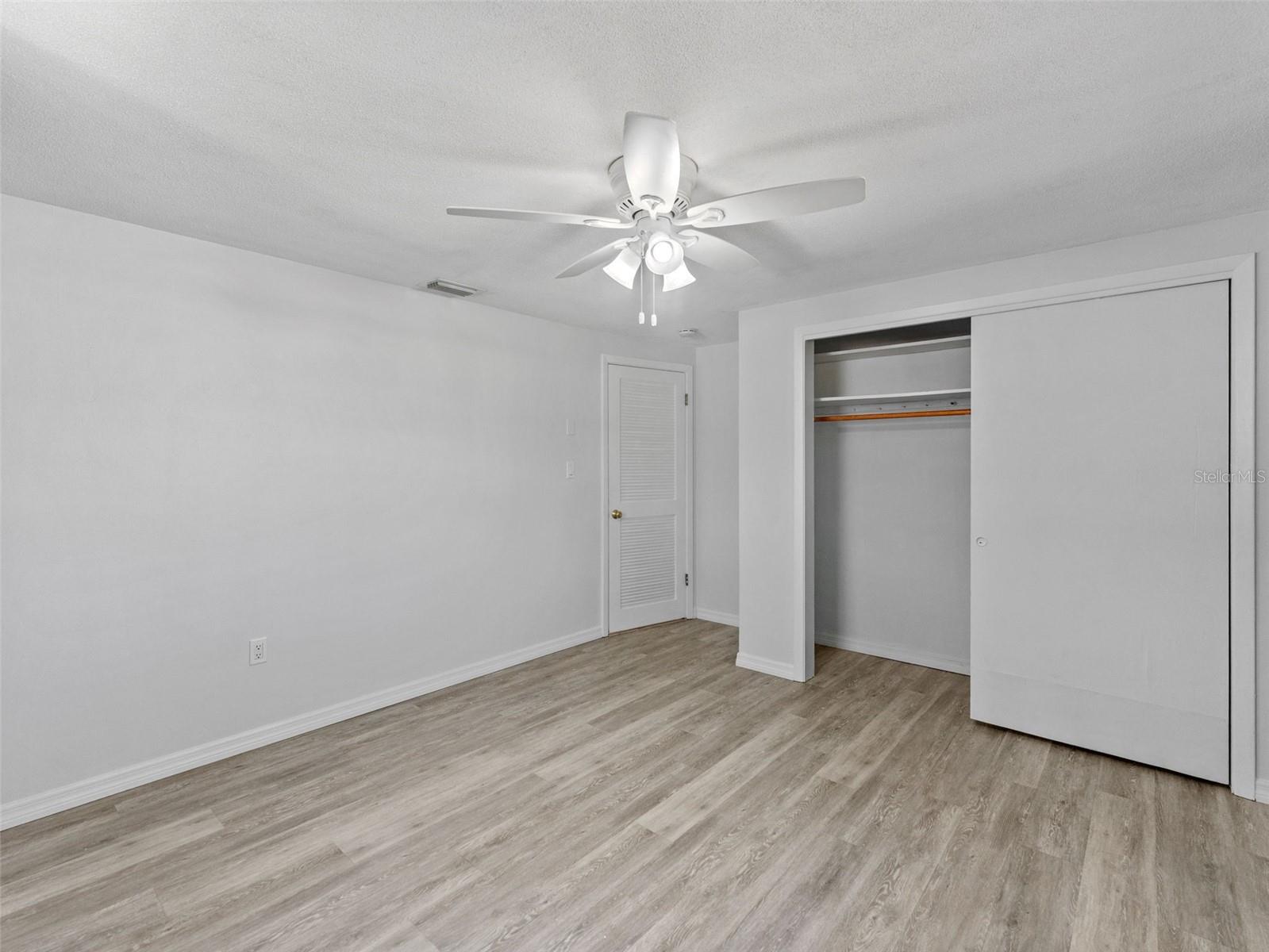 Image 18 of 32 For 4848 Picture Avenue