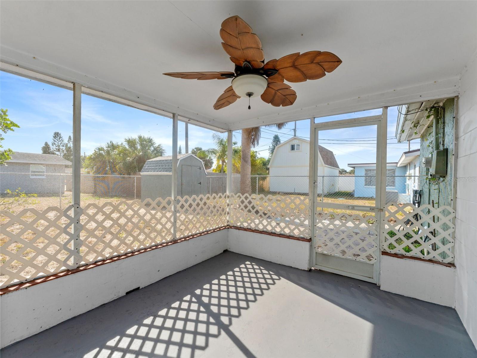 Image 25 of 32 For 4848 Picture Avenue