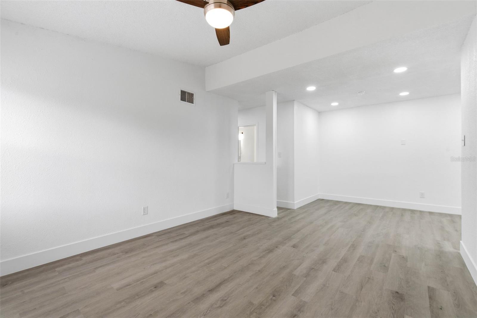 Image 10 of 38 For 1808 Heather Avenue