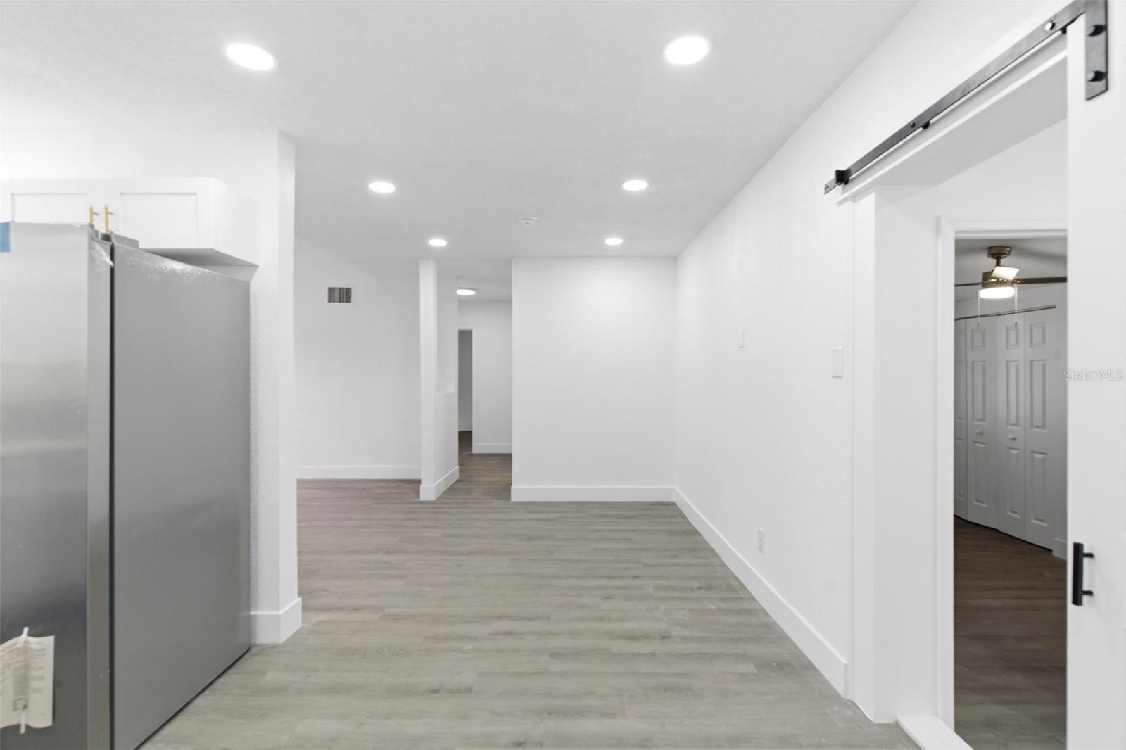 Image 16 of 38 For 1808 Heather Avenue