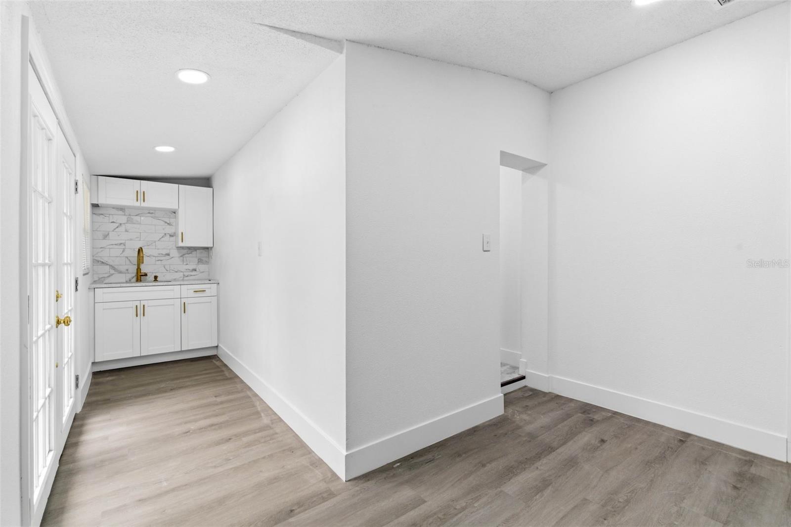 Image 31 of 38 For 1808 Heather Avenue