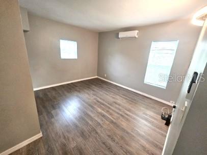 Image 4 of 13 For 306 Turner Street 5