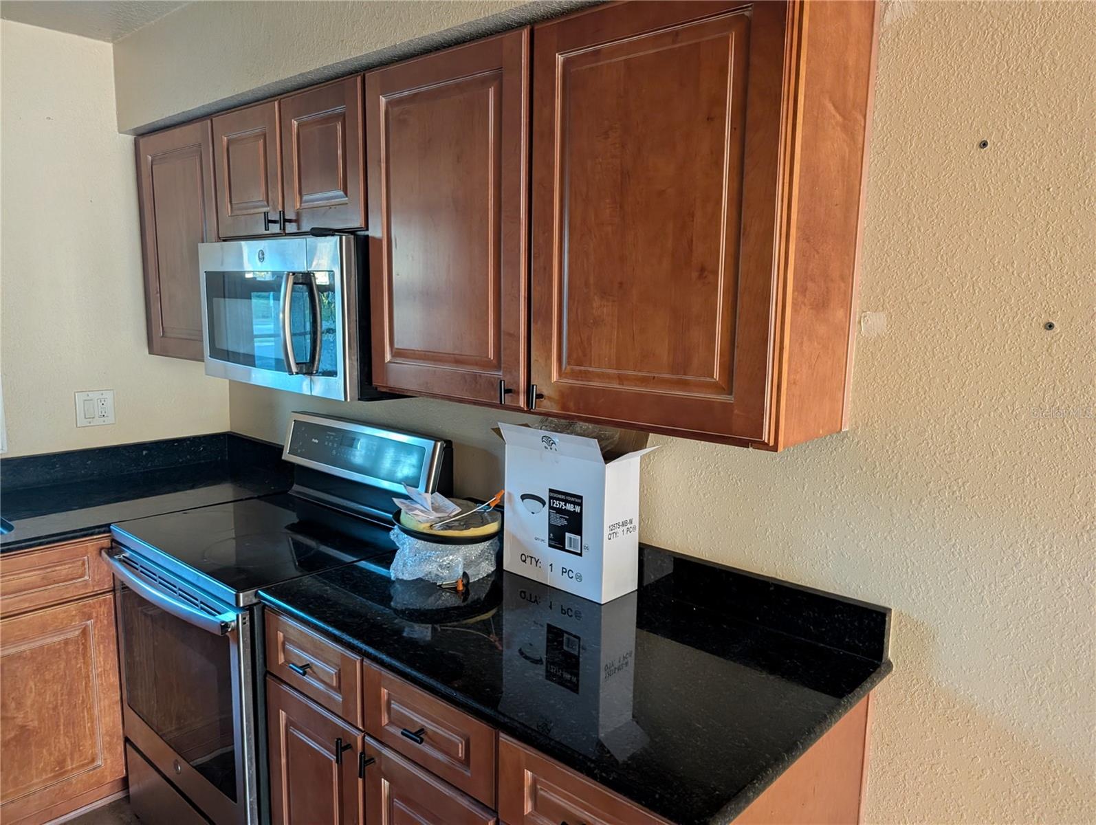 Image 14 of 35 For 4957 Cobia Drive Se