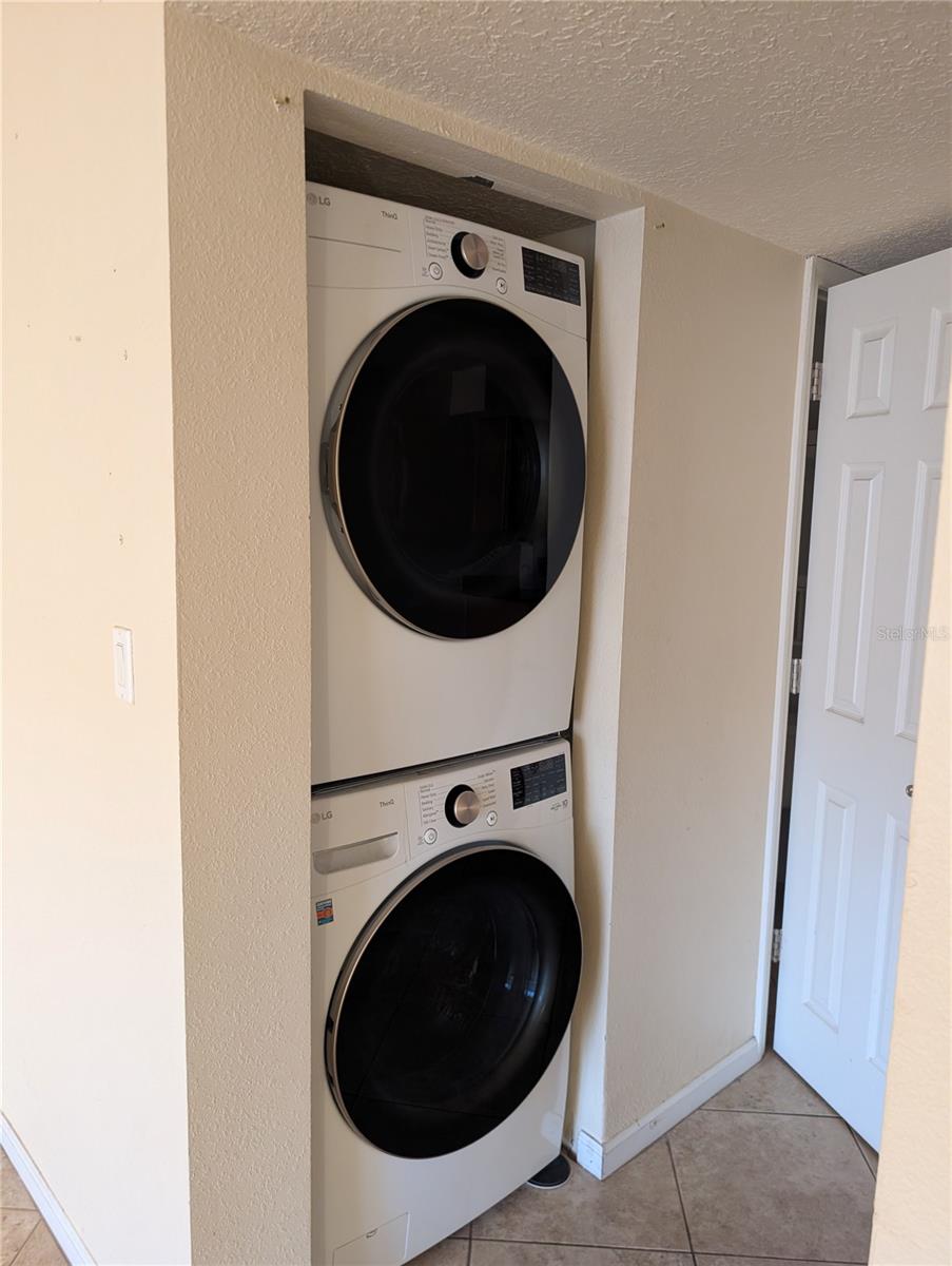 Image 20 of 35 For 4957 Cobia Drive Se