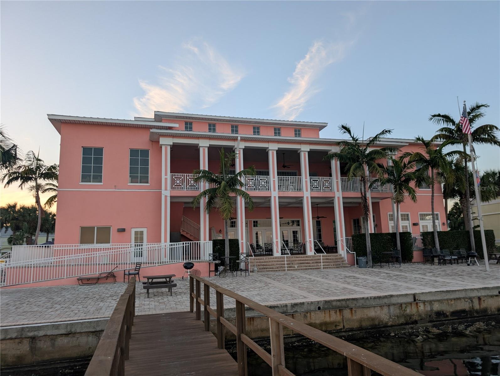 Image 22 of 35 For 4957 Cobia Drive Se