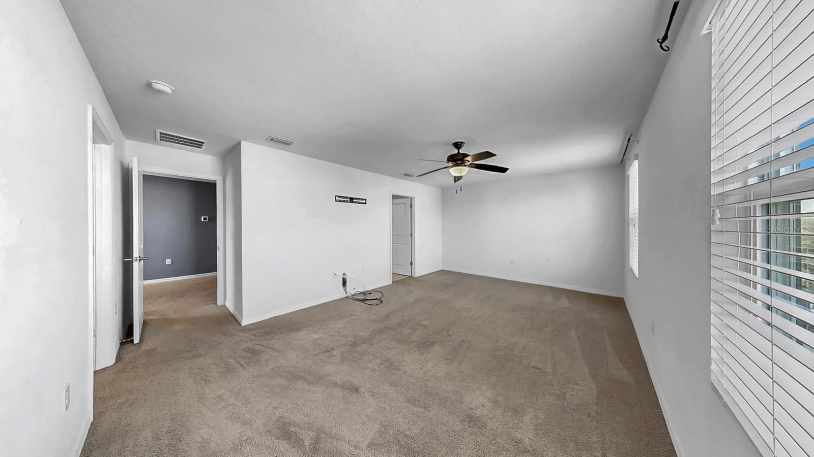 Listing photo id 38 for 10237 Mangrove Well Road