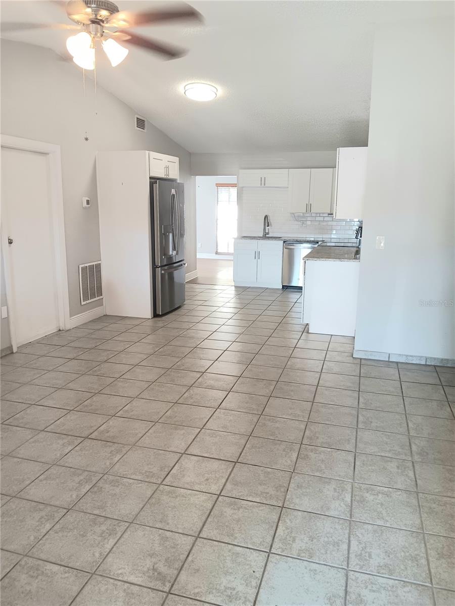 Image 4 of 14 For 21439 Northwood Drive