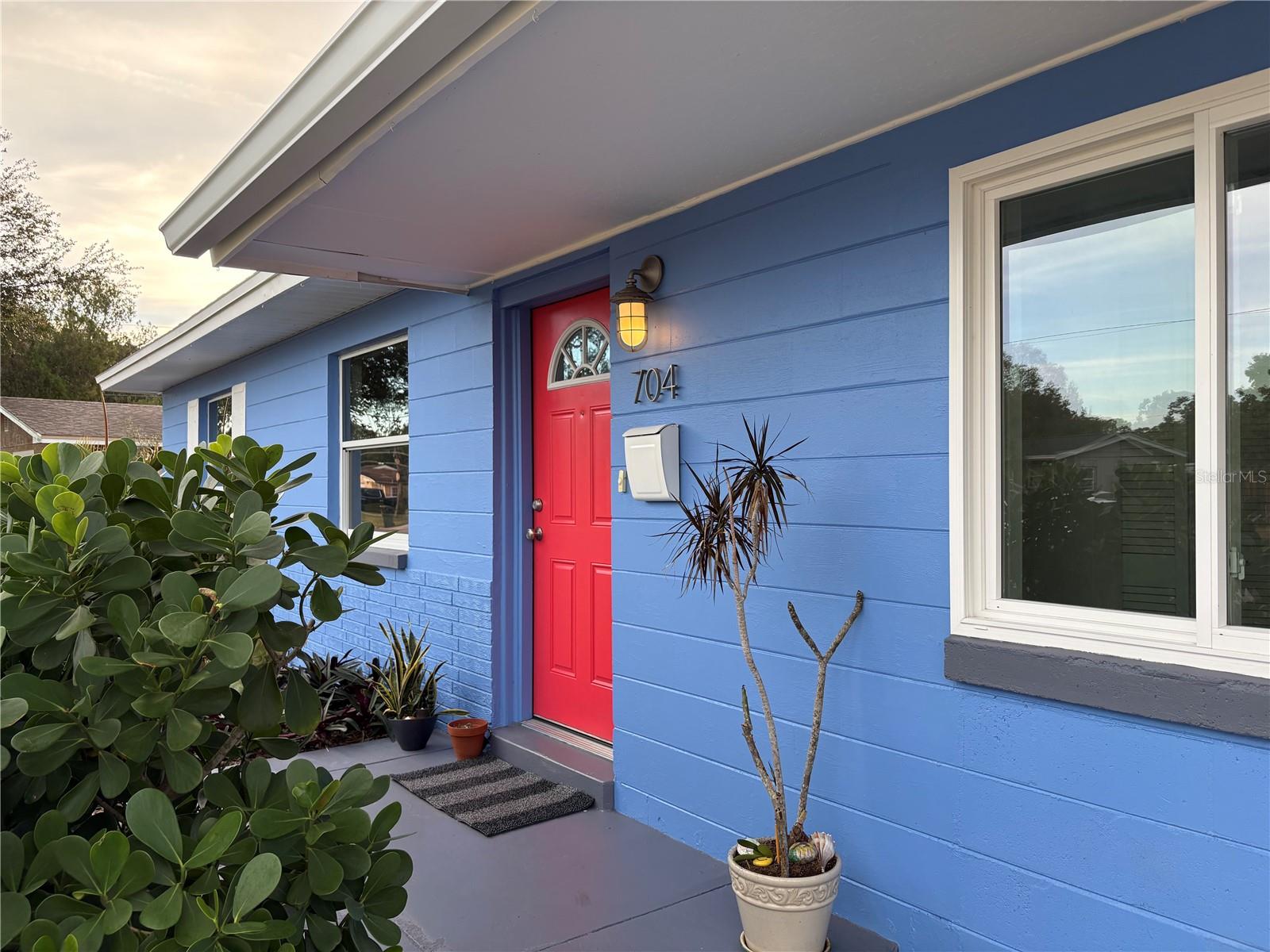 Details for 704 72nd Avenue N, ST PETERSBURG, FL 33702