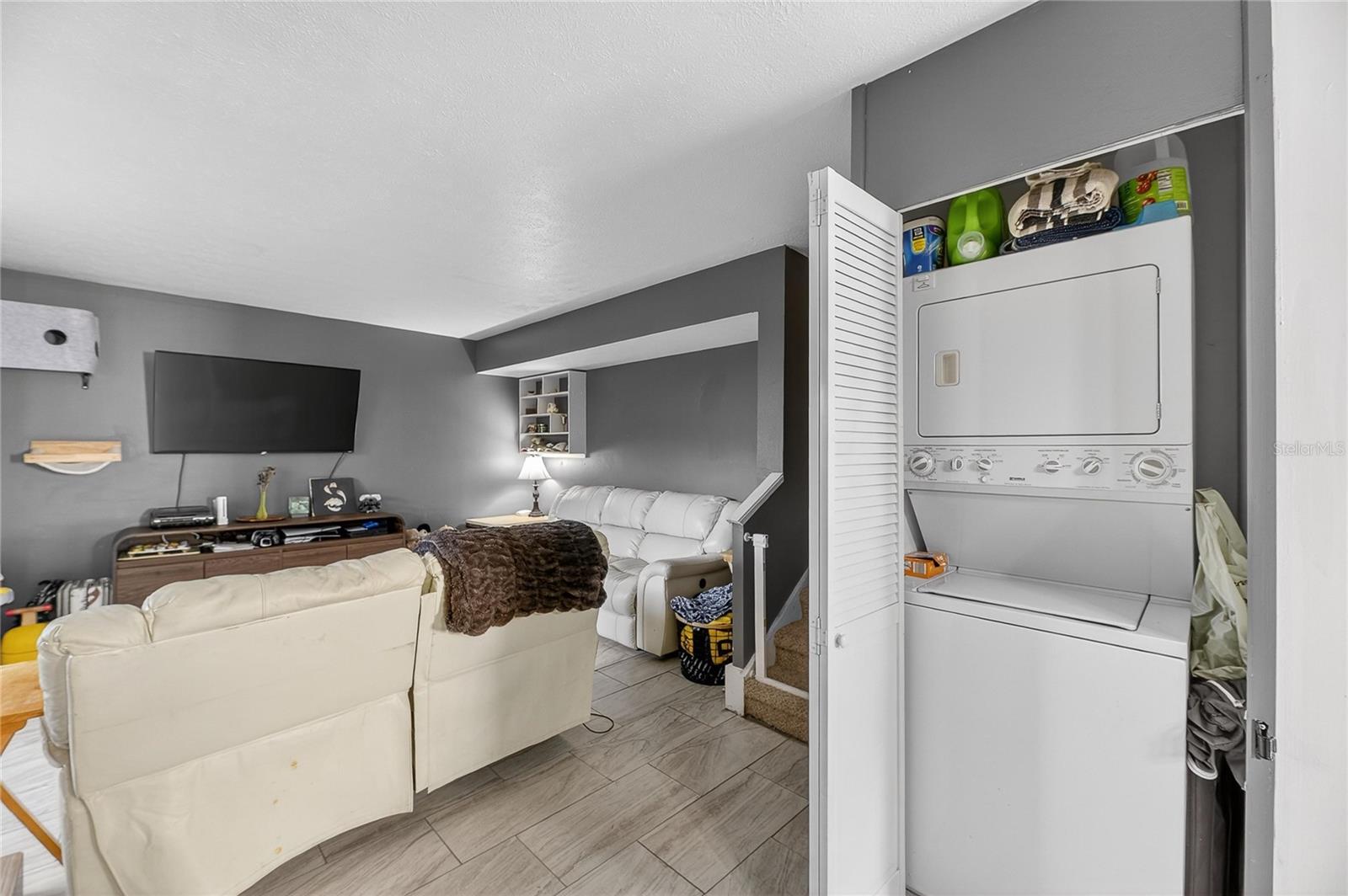 Image 10 of 32 For 5601 Ashley Oaks Drive 6