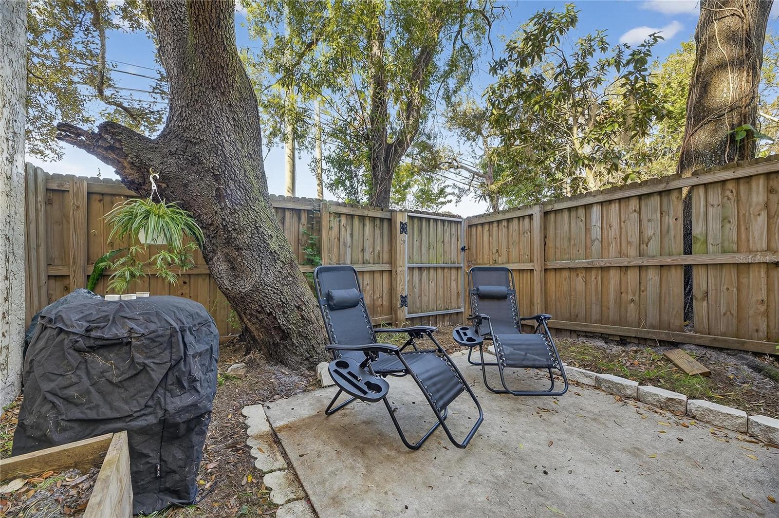 Image 27 of 32 For 5601 Ashley Oaks Drive 6