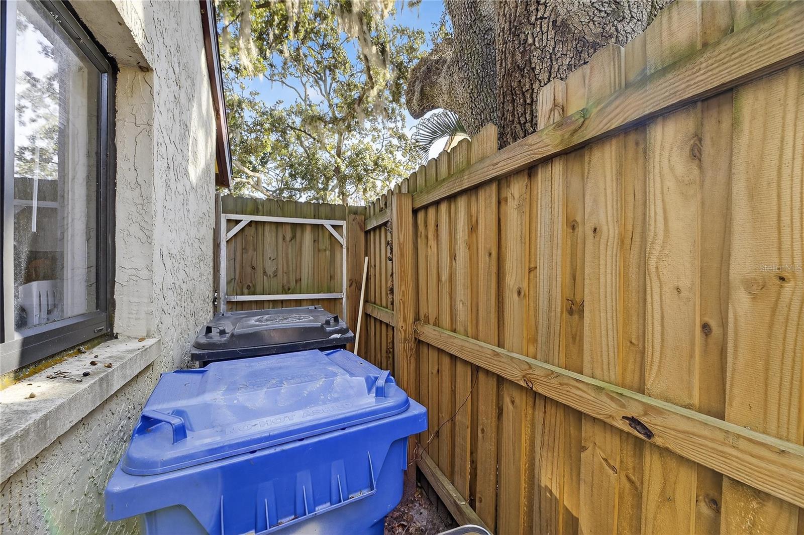 Image 28 of 32 For 5601 Ashley Oaks Drive 6