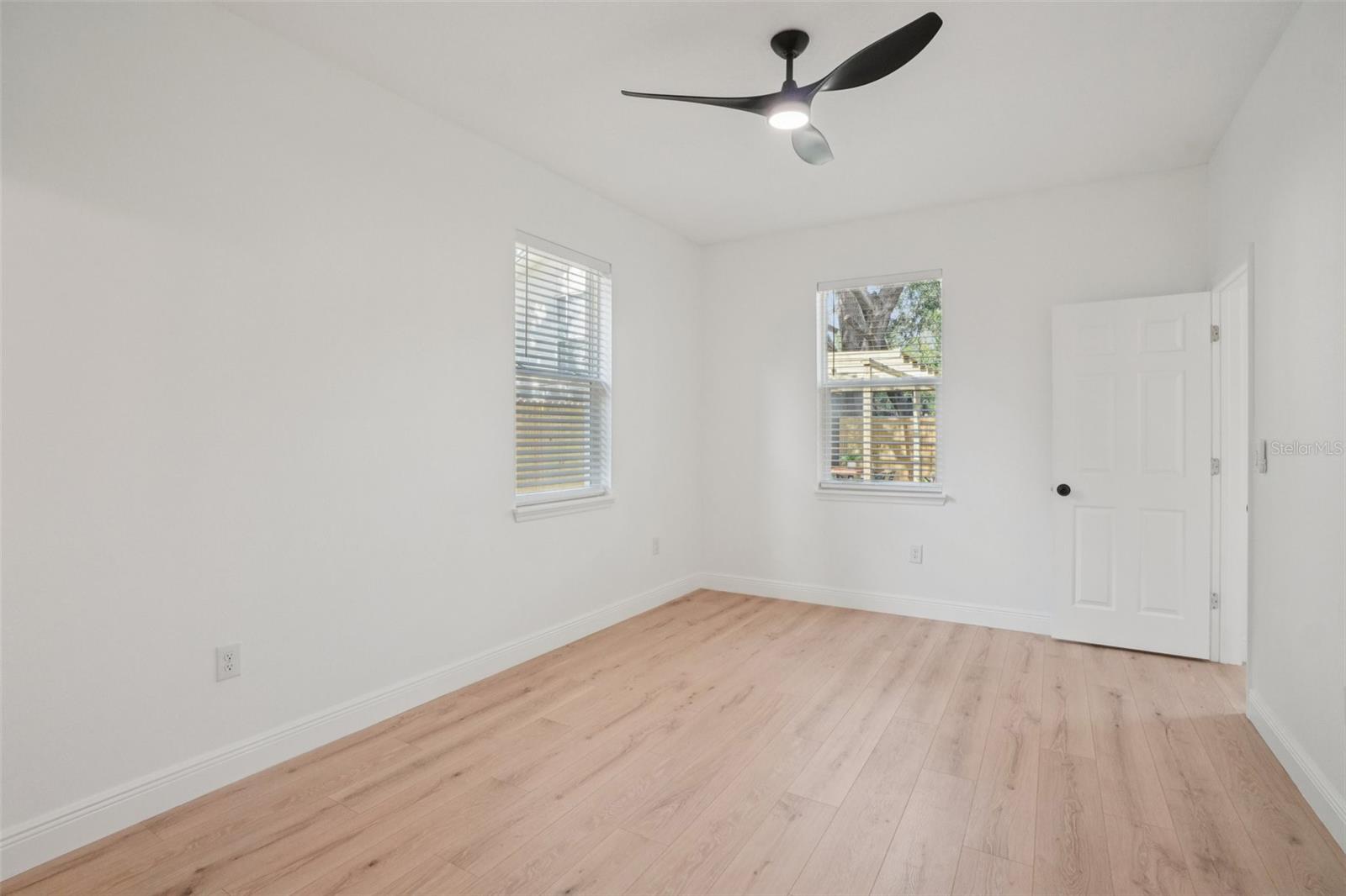 Image 25 of 34 For 1606 Maple Ave